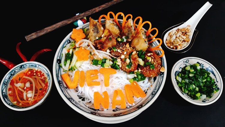 Cách Làm Bún Thịt Nướng Sử Dụng Nước Mắm Truyền Thống Thái Hà 2 Cách Làm Bún Thịt Nướng