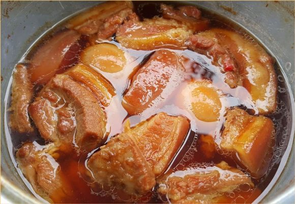 Cách Làm Thịt Kho Trứng