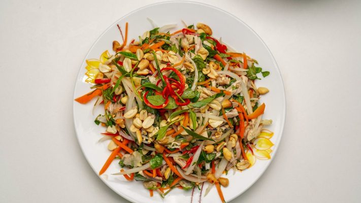 Nộm Gà Xé Phay
